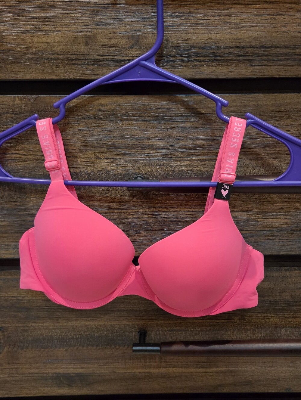 Victoria's Secret Hot Pink T-Shirt Bra 36B NEW